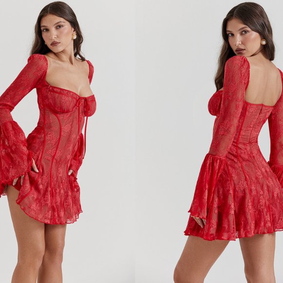 House of CB ‘Analissa’ Scarlett Lace Corset - Picture 5 of 9